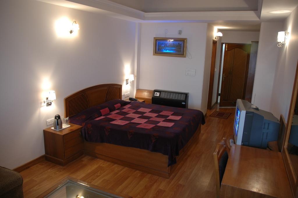מוסורי Hotel Silver Rock מראה חיצוני תמונה