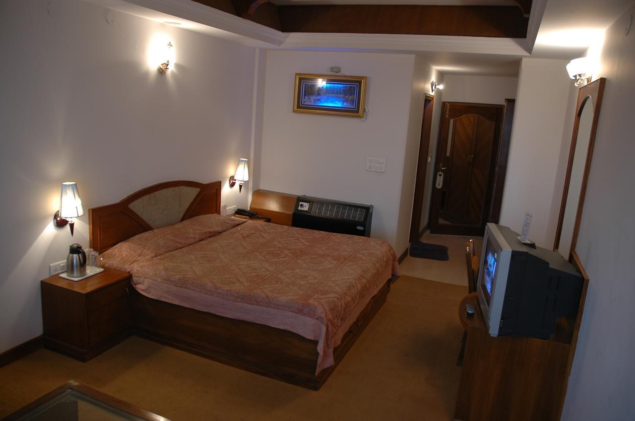 מוסורי Hotel Silver Rock מראה חיצוני תמונה